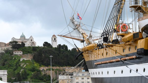 Marche, Ancona ha accolto l’Amerigo Vespucci