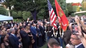 Roma, a Villa Taverna l’Independence Day Usa con Meloni, Salvini e Tajani: il videoracconto