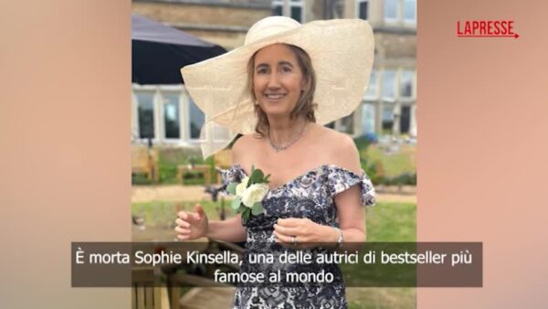 Morta Sophie Kinsella, addio all’autrice di ‘I love shopping’