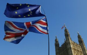 Trovato accordo con l’Ue, il Regno Unito torna nel programma Erasmus dal 2027